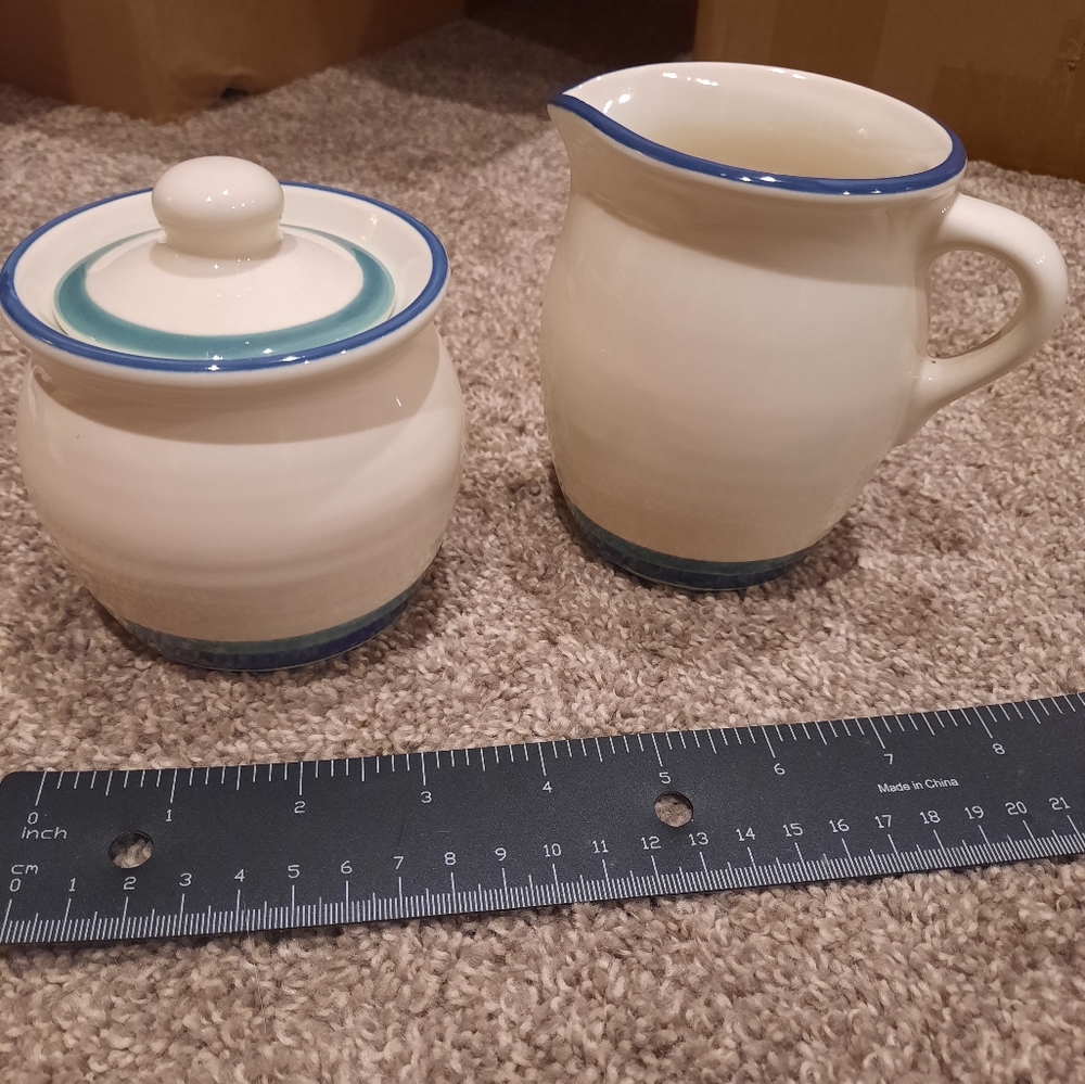 Pfaltzgraff Northwinds sugar bowl and creamer